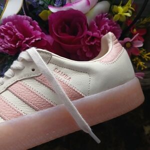 Adidas Samba/Sambae Platform/Athletic Lifestyle Shoes Size 8.5 for Women